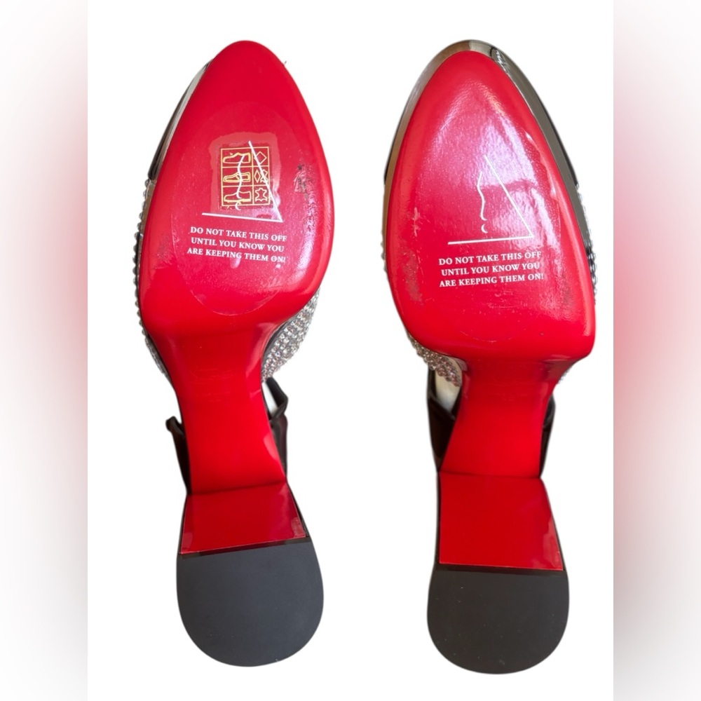 Christian Louboutin Movida Mary Janes. - Picture 7 of 7
